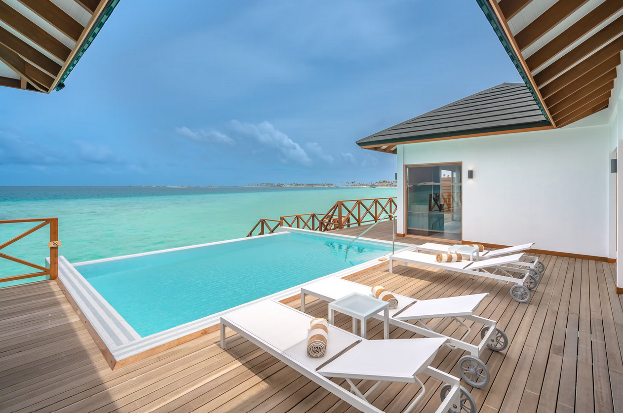 Lagoon residence